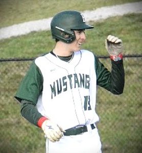 Base-26-V-HC-LukeNeltnerFirstBaseRunner-2