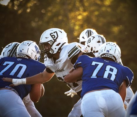 Ftbl-25-V-WV-WillWebsterBreakingThrough